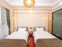 橘子树酒店(资阳万达广场店) - 东南亚风情双床房