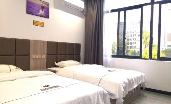 Yixin Garden Hotel