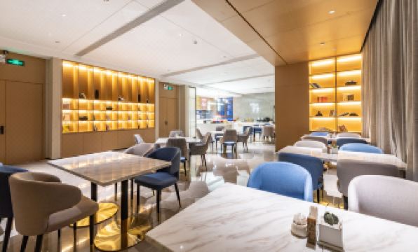 Atour Hotel (Shenzhen International Convention and Exhibition Center, Fengtang Avenue)