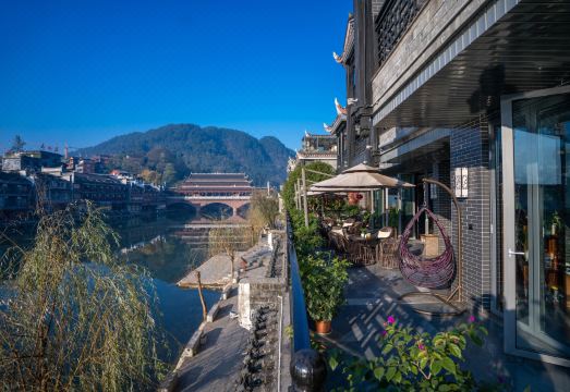 산수 련신 호텔 객실 1