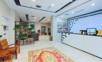 Yue Hotel (Baoding Mancheng Huiyou Shopping Mall)