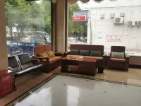 Yunfu Junyi Business Hotel - balcony