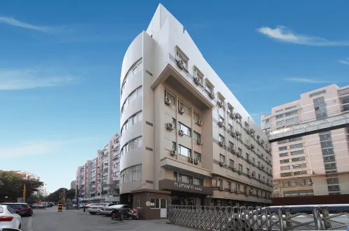 โฮมอินน์ · นีโอ (สถานีรถไฟฟ้าวูไอหลู่ จัตุรัสซานหยาง อู๋ซี) - 2 ดาว