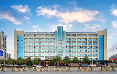 MAISON Hotel (Lingling Ancient City, Yongzhou) Отели рядом со станцией Lingling Railway Station