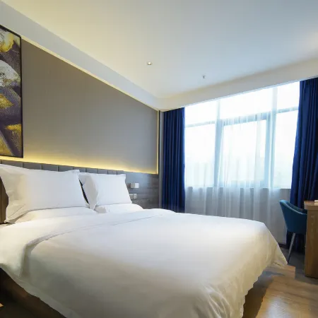 7 Days Premium Hotel (Deyang Wuzhou Square store)