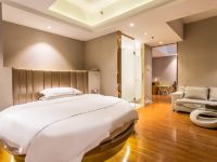 沃顿360酒店(柳州万达广场店) - 麻将圆床大床房