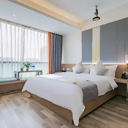 Prince Select Hotel