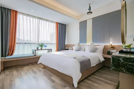 Prince Select Hotel Отели рядом с достопримечательностью «Renshouxian Zhongyang Shuiti Park»