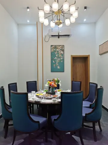 Group 3, Yinchanggou Village, Xichahe Town, Foping County, Shaanxi Province, China