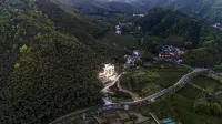 Yuanshan Xingkong Guesthouse