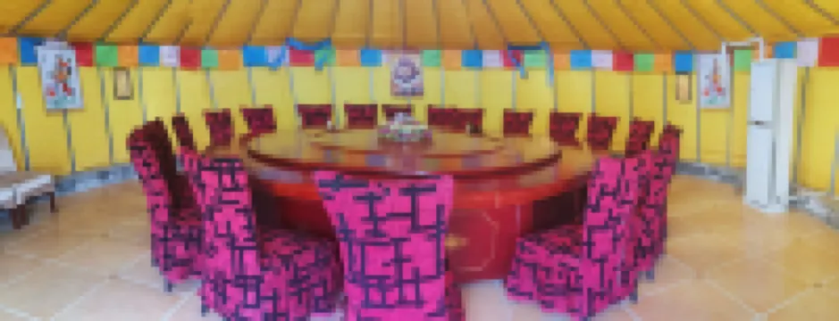 Moke Ye Lulu tent camp