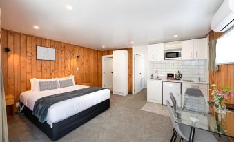 Archway Motels & Chalets