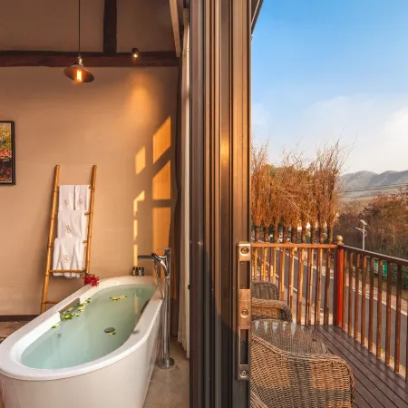 Mohe Guesthouse