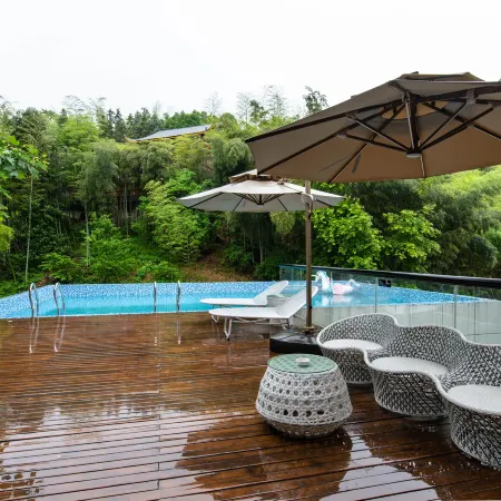 Floral Hotel · Changde Huaxilugu Hotel
