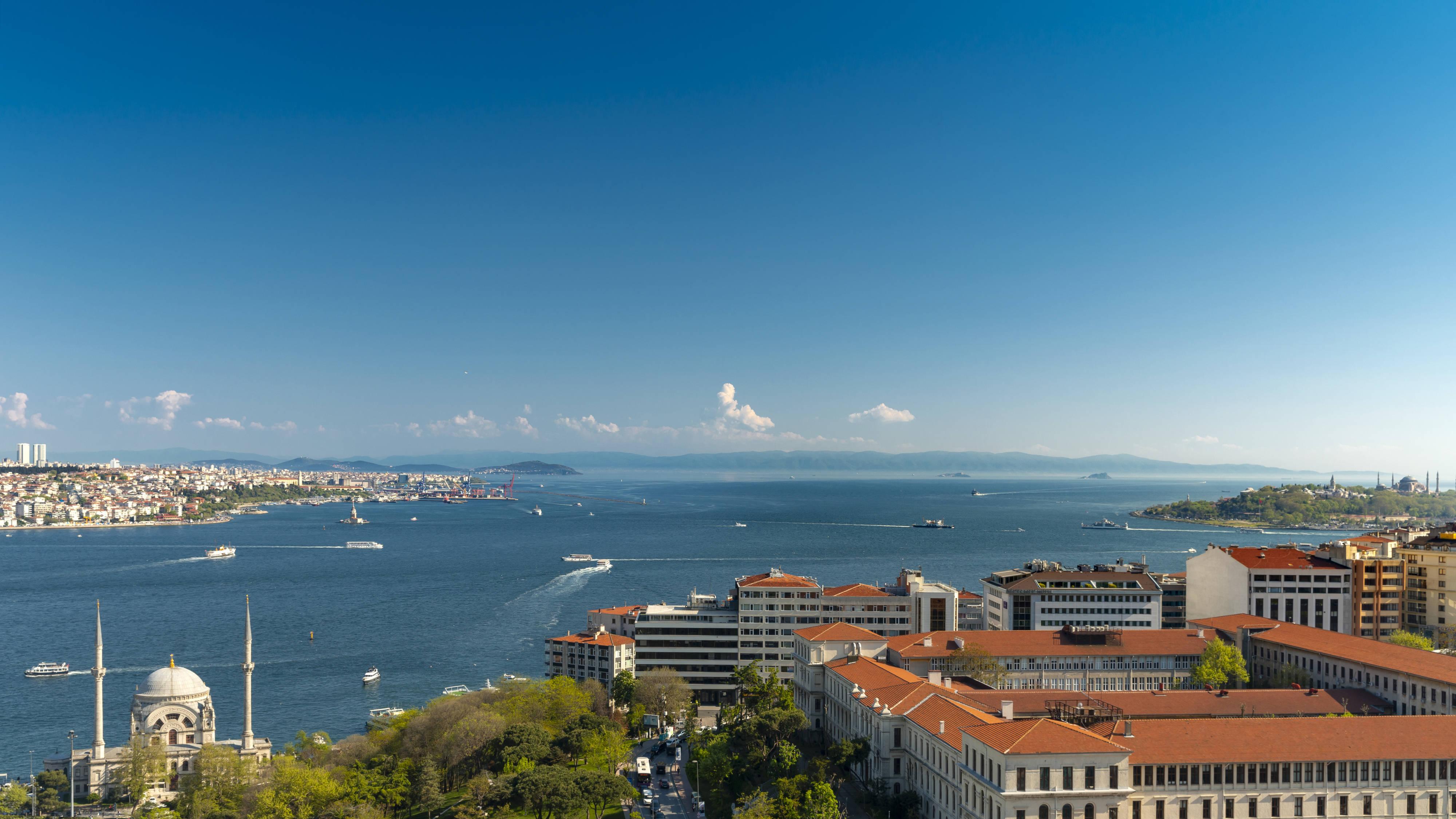 The Ritz-Carlton, Istanbul (The Ritz-Carlton, Istanbul at The Bosphorus)