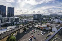 Hope Street Apartments by CLLIX