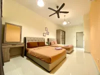 Puchong Setiawalk Penthouse for 14 Pax | Iconique