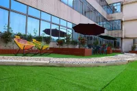 Taojiang Green Fashion Hotel