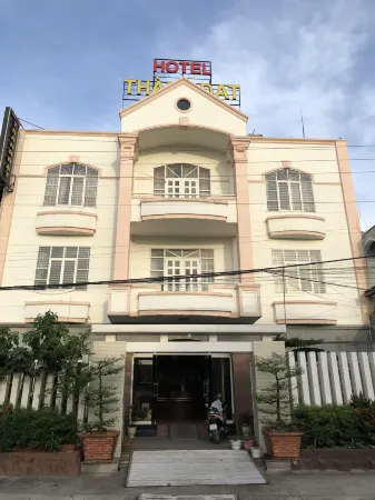 Thanh Dat Hotel Отели в г. Thi xa Di An