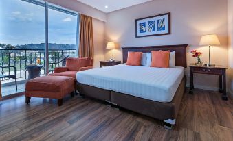Court Meridian Hotel & Suites