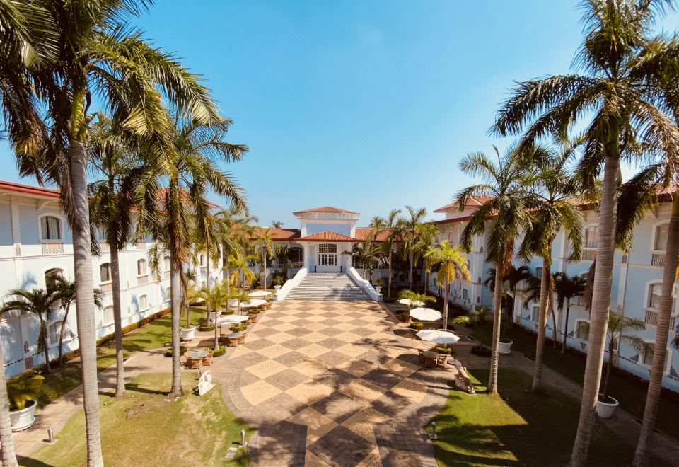 hotel overview picture