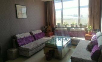 Tonghe Business Hotel