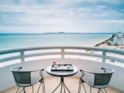 D Varee Jomtien Beach, Pattaya Hotels in Pattaya