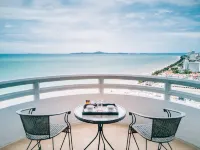 D Varee Jomtien Beach, Pattaya Hôtels à : Plage de Jomtien (Jomtien Beach)