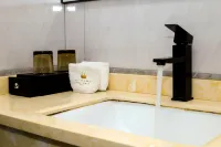 Victoria Hotel (Sihui Dawang Plaza) - Gym