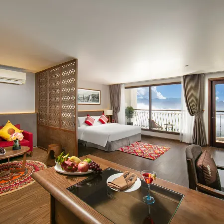 DeLaSol Sapa - Central Boutique Hotel