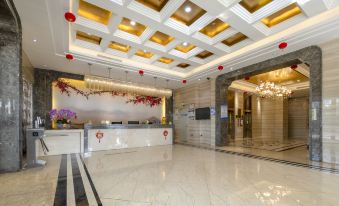 Lugang Hotel (Guangzhou Shijing Yagang Expressway Exit Station)