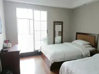 Yongxing Tiantian Holiday Hotel