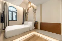 ZHotel The Somekh Building