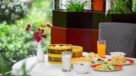 Bisheng Hot Spring Hotel