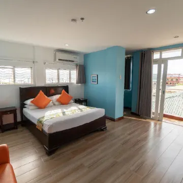 One Averee Bay Hotel