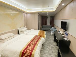 Yiru Express Apartment Hotel（Shantou's long corridor on the seaside)