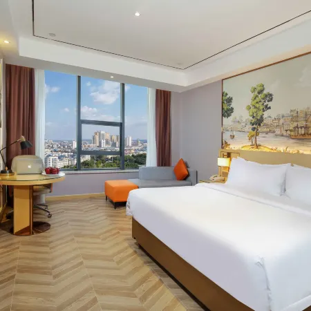 Vienna Hotel (Chongzuo Vientiane Jun Shop)