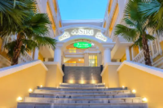 سيري هيريتيدج بانكوك هوتل Hotels near معبد بوذا الزمردي