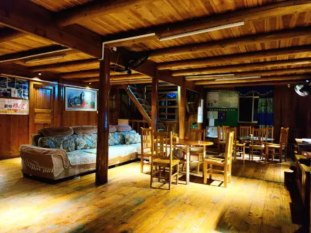 Jiabang Terraces Yingyou Home Отели рядом с достопримечательностью «Jiachecun»