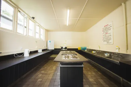 Touchwood Motor Inn Отели рядом с достопримечательностью «Кафедральный собор Холи Тринити»