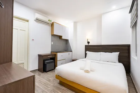 La Airport Tan Binh Hotel