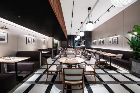 IntercityHotel Wuhan Optics Valley Square Guanshan Avenue Отели рядом с достопримечательностью «Wuhan Vocational College of Software and Engineering»