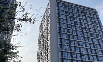 Mrs. Zheng's Apartment (Financial Street Wanda Branch)