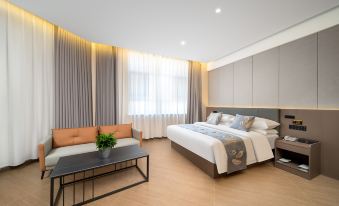 Longyuan Hotel (Yanqi County People's Square Branch)