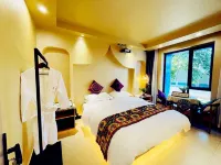 Qisu hotel Hotel in zona Ili Normal University