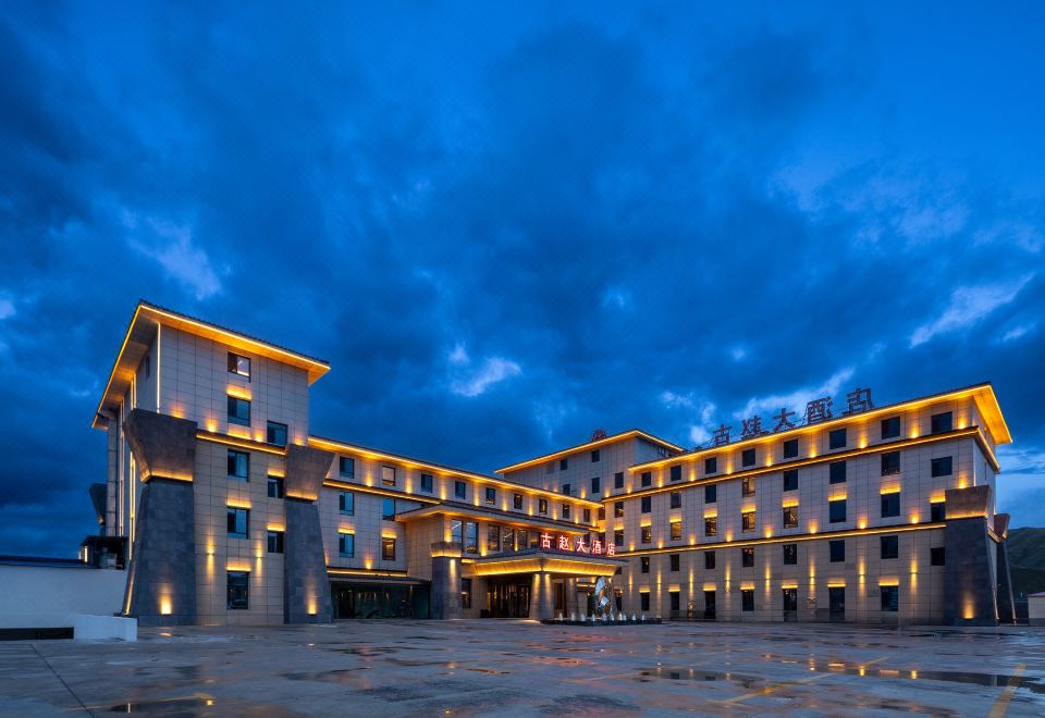 hotel overview picture