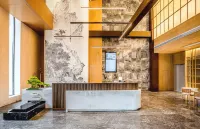 HIDDEN HOTEL