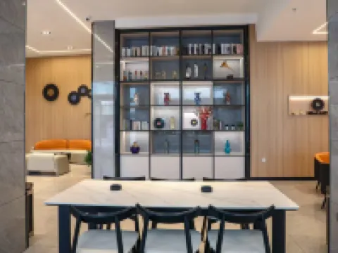 VX Hotel (Xinyu Shenglibei Road Railway Station) Hotels in Xinyu