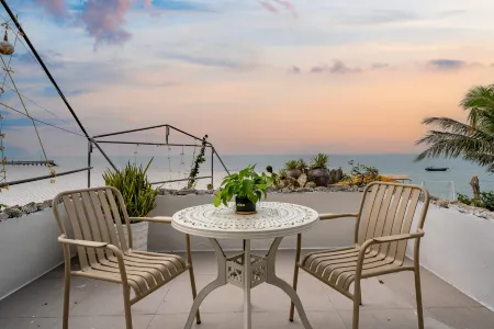 Jiaowei Township Fishing Port 8 Homestay