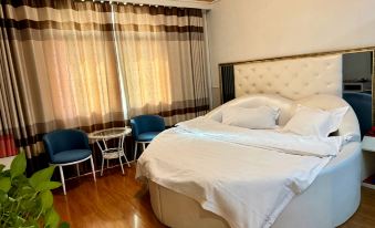Luohe Jingyuan Business Hotel (Shuanghui Road)